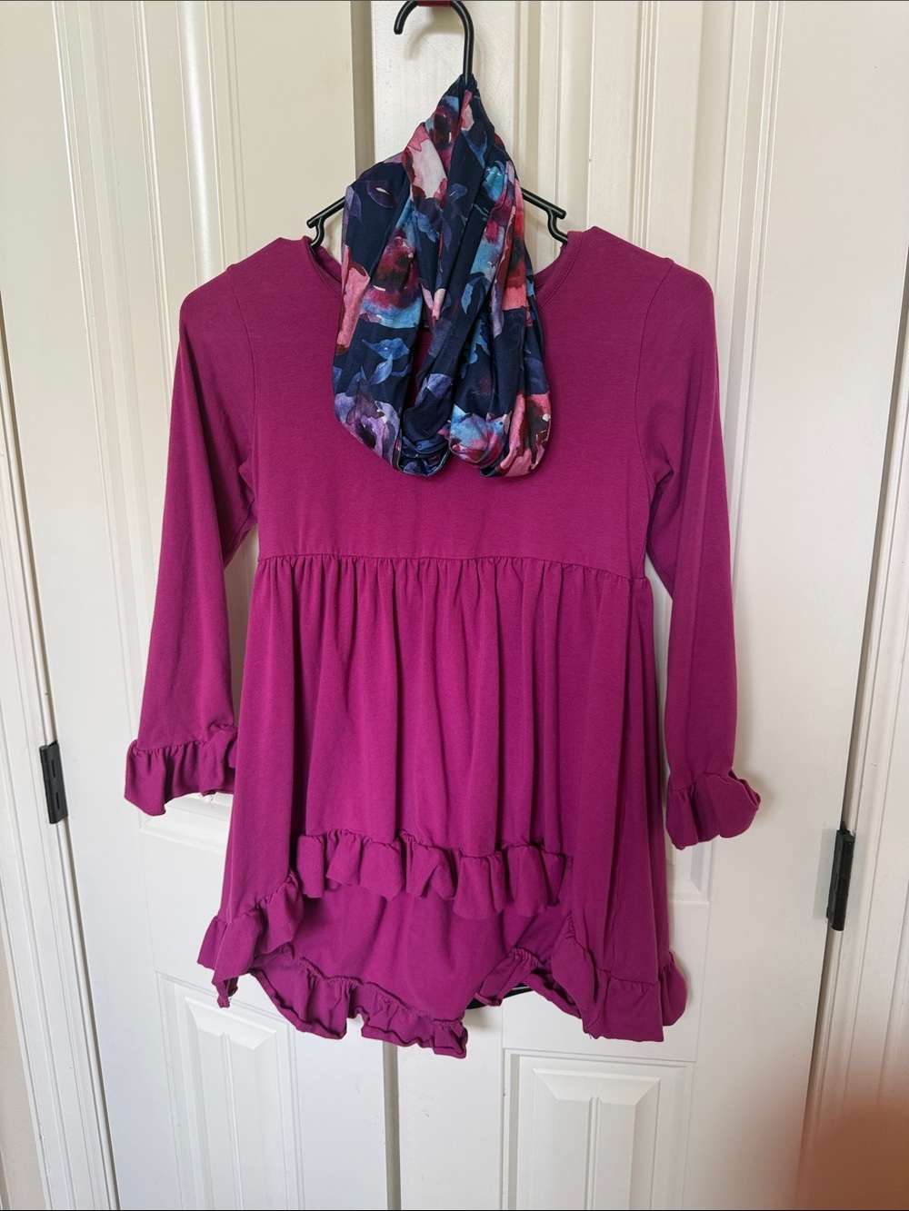 Adorable sweetness, beautiful girls set with scarf size 12